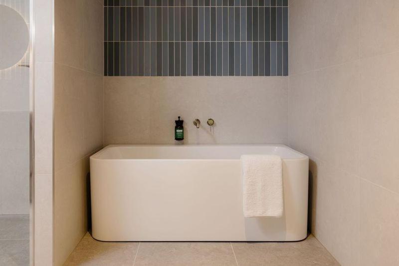 Crowne Plaza Adelaide Mawson Lakes By Ihg 외부 사진